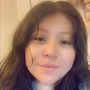 Meet your Posher, Angelica